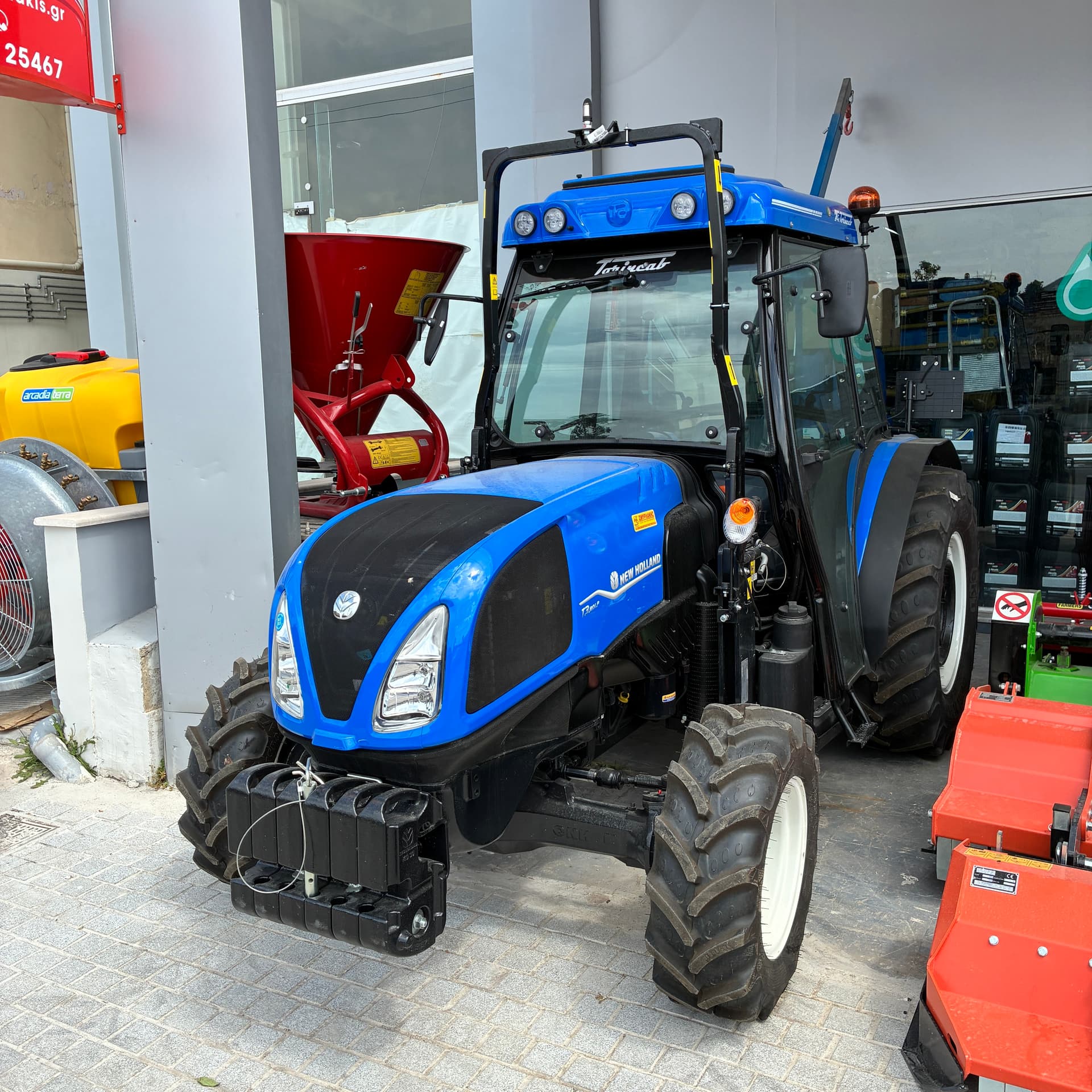 Images of T3.80LP CAB