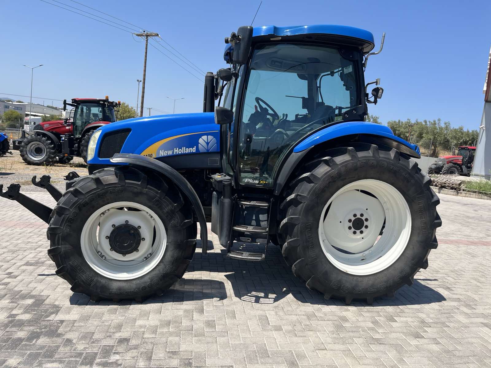 Images of NEW HOLLAND TS100A