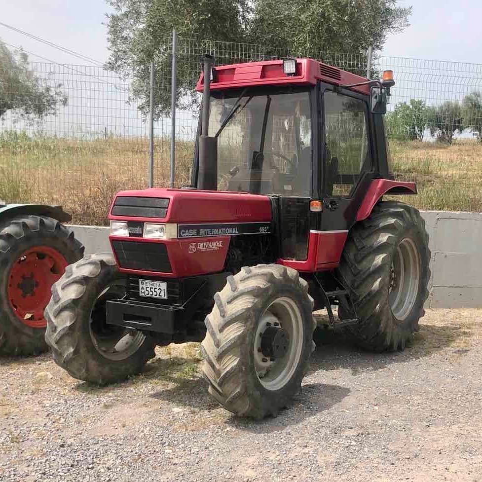 Images of Case International 695