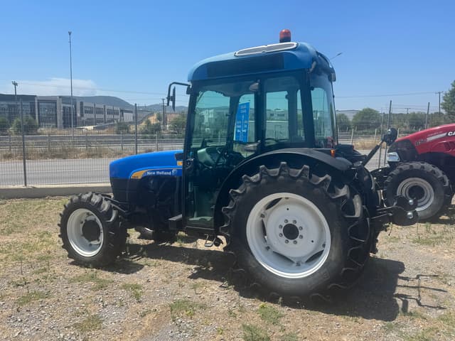 NEW HOLLAND TNF A85